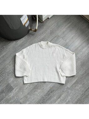 White Princess Polly Slightly Cropped Pullover Knit Sweater